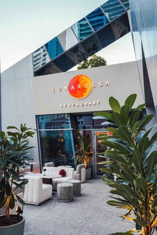 Lusso Hometels J One Business Bay Dubai 02