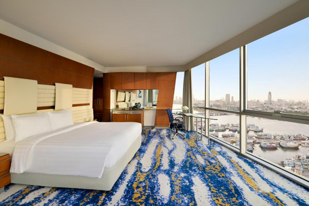 Mövenpick Dubai Creek Dubai 03