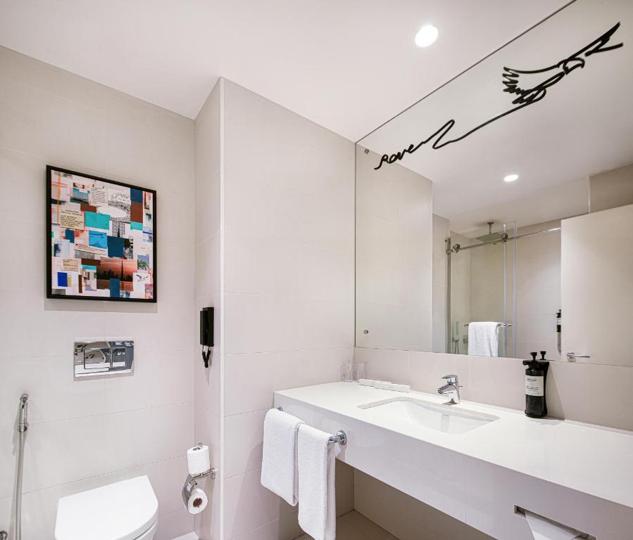 Rove Bur Dubai - Healthcare City Dubai 03