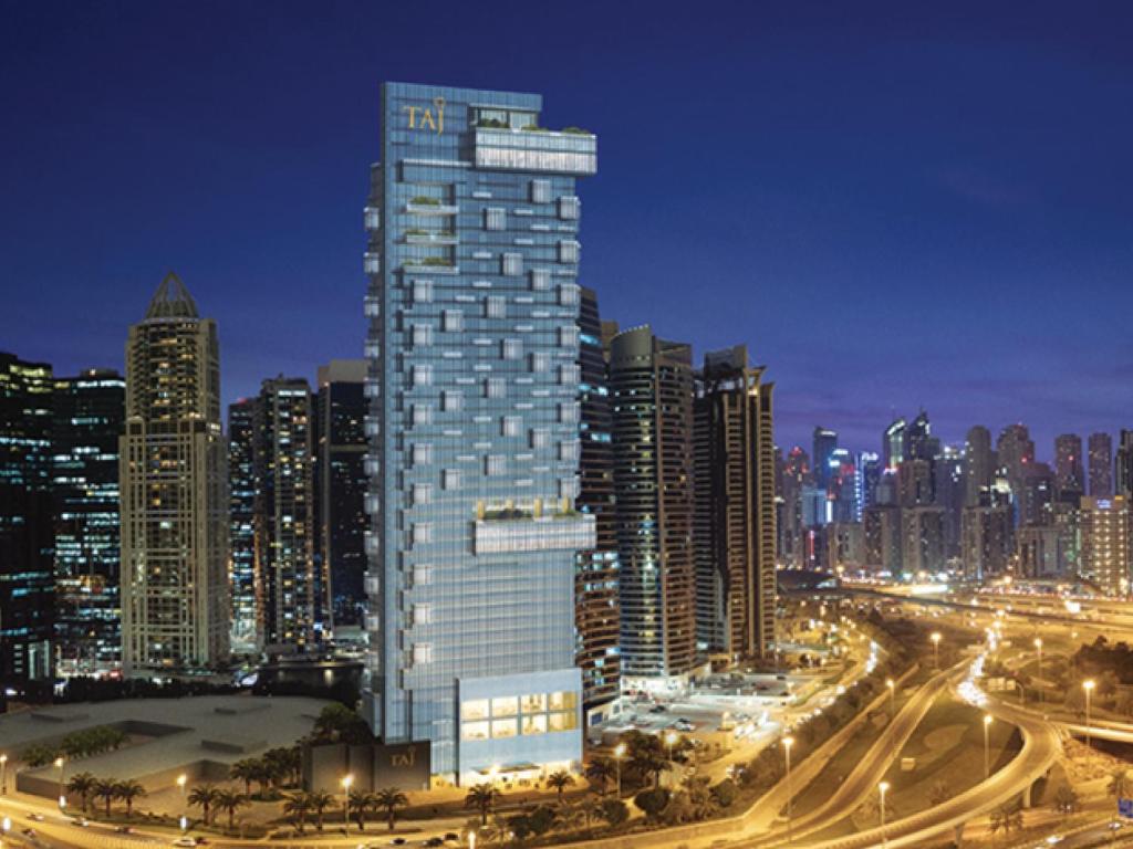 Taj Jumeirah Lakes Towers Dubai 04