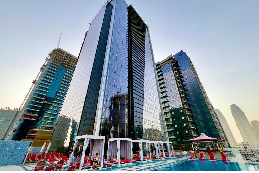 Canal Central Hotel Business Bay
