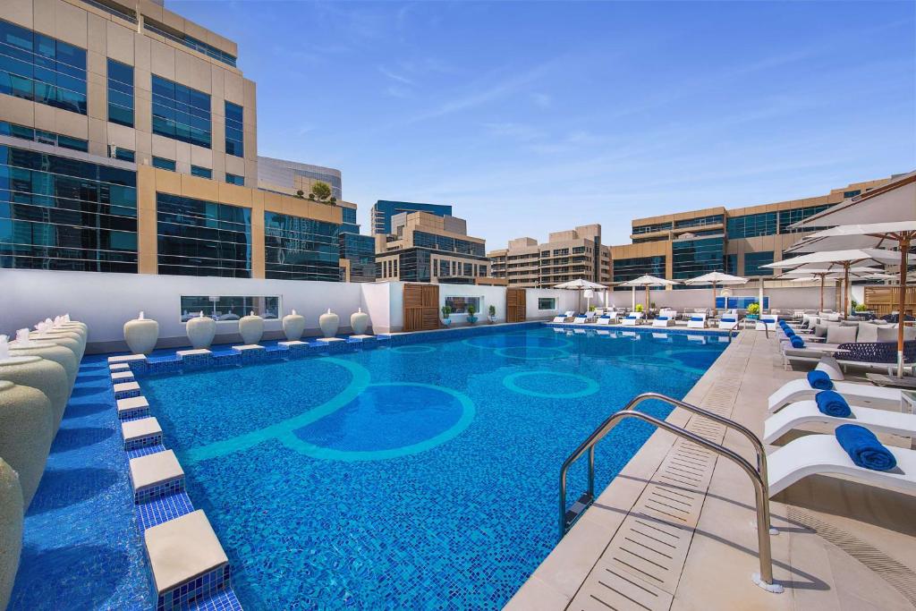 DoubleTree by Hilton Dubai - Business Bay Dubai 03