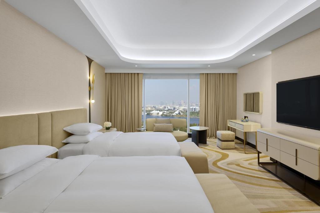 Grand Hyatt Dubai Resort & Waterpark Dubai 03