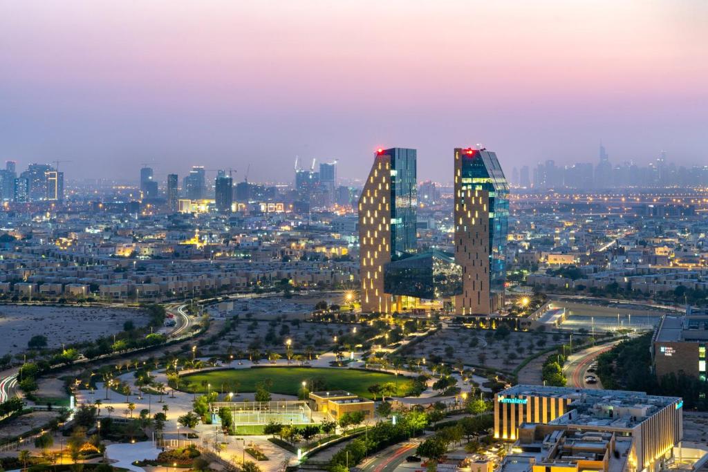 Holiday Inn & Suites – Dubai Science Park by IHG