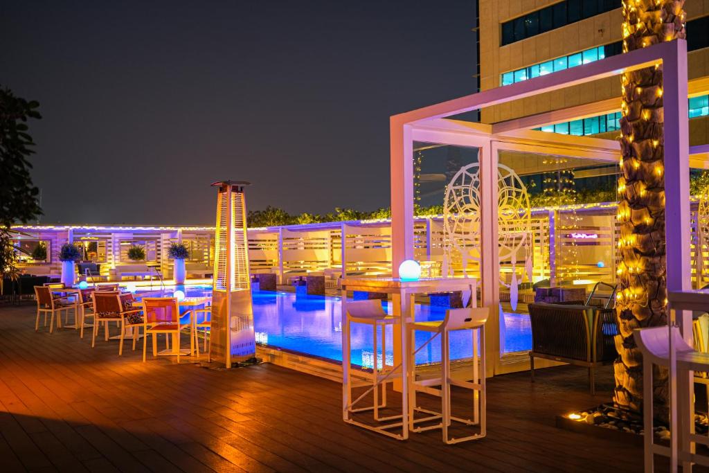 Media One Hotel