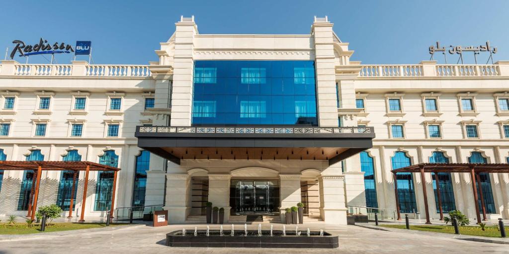 Radisson Blu Hotel, Ajman Ajman 02