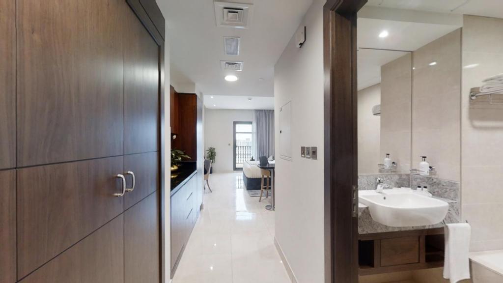 SUHA Creek Hotel Apartment, Waterfront Jaddaf, Dubai Dubai 02