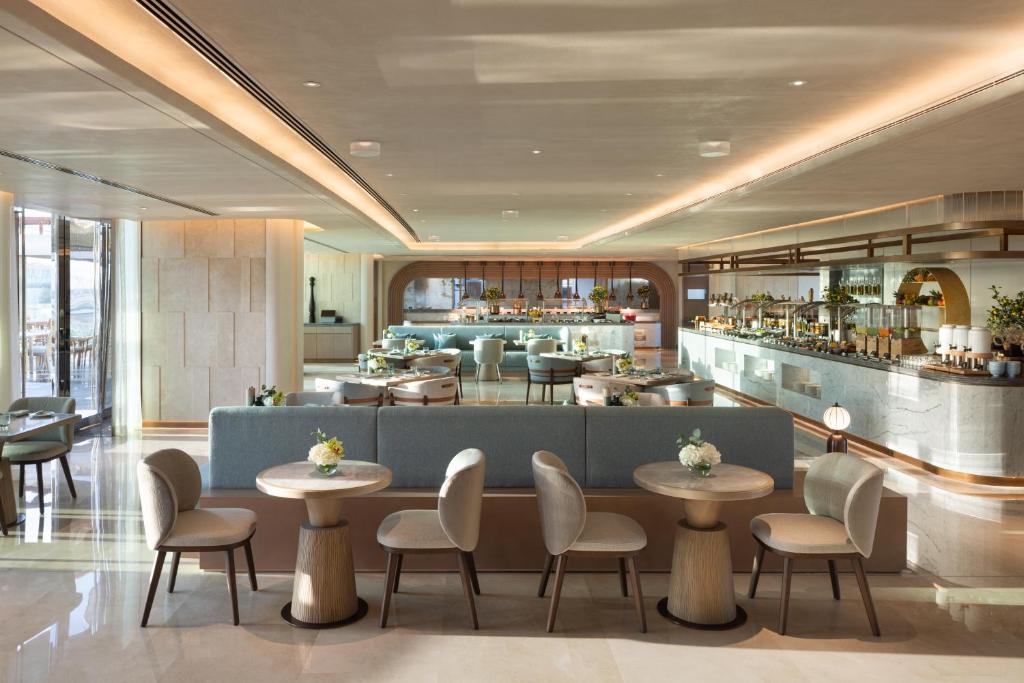 The Meydan Hotel Dubai Dubai 03