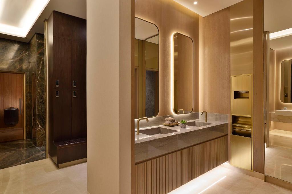 Hilton Garden Inn Dubai Business Bay Dubai 03
