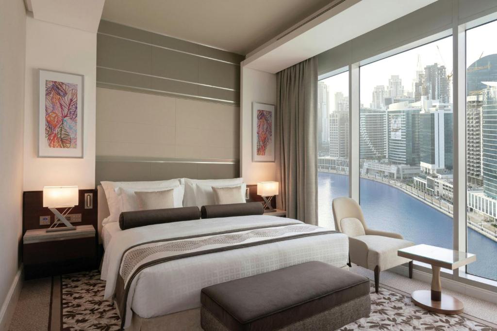 Renaissance Business Bay Hotel Dubai Dubai 03