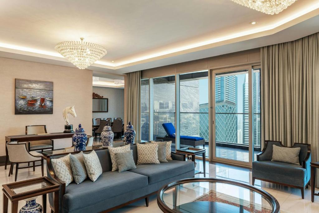 Renaissance Business Bay Hotel Dubai Dubai 04